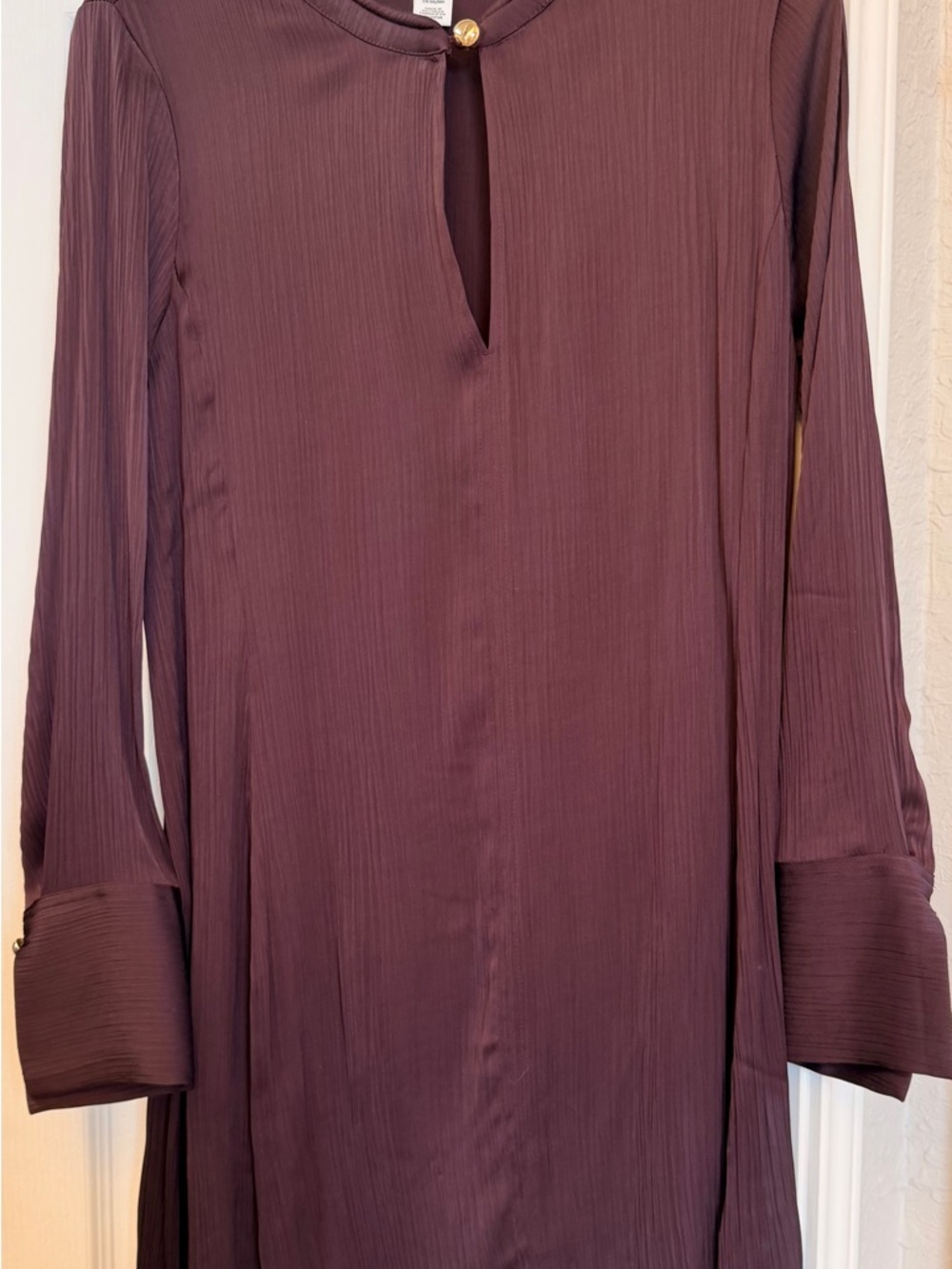 H&M Plum Long-Sleeve Keyhole dress